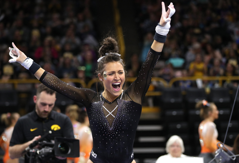 Iowa's Jax Kranitz competes on the bars against Illinois Saturday, February 16, 2019 at Carver-Hawkeye Arena. (Brian Ray/hawkeyesports.com)