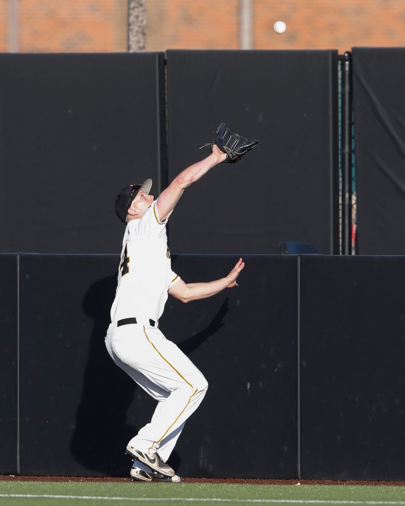 Iowa Hawkeyes outfielder Robert Neustrom (44) against the Michigan Wolverines Friday, April 27, 2018 at Duane Banks Field in Iowa City. (Brian Ray/hawkeyesports.com)