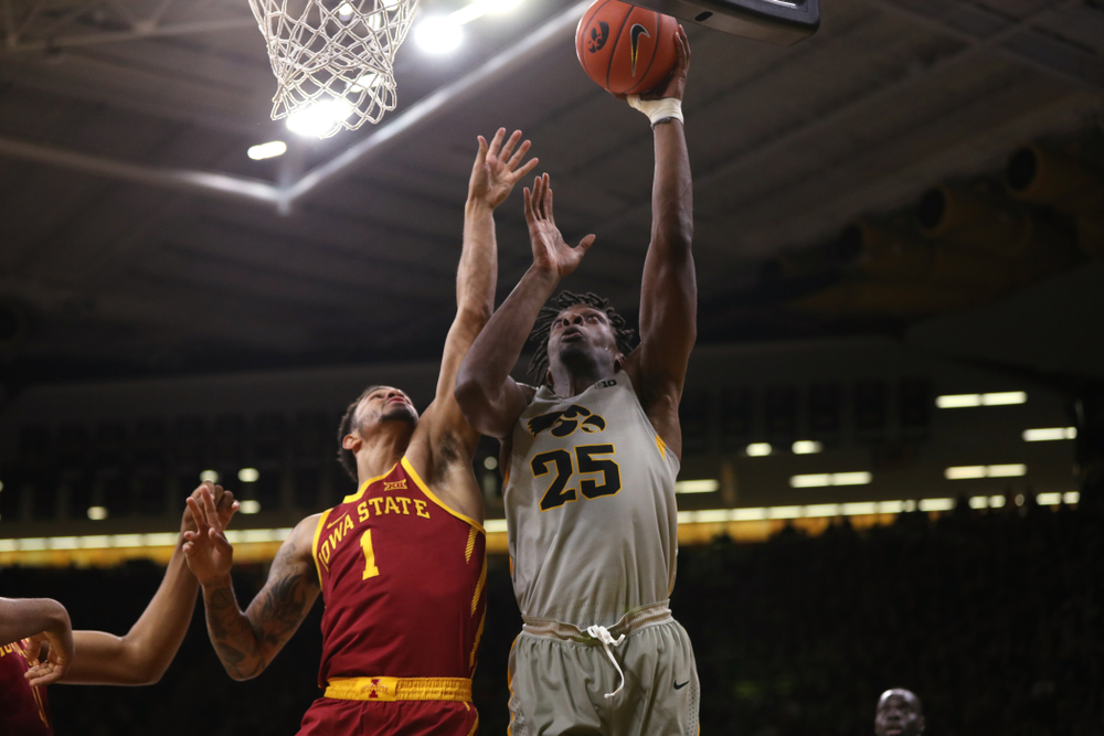 Iowa Hawkeyes forward Tyler Cook (25) against the Iowa State Cyclones in the Iowa Corn Cy-Hawk Series Thursday, December 6, 2018 at Carver-Hawkeye Arena. (Brian Ray/hawkeyesports.com)
