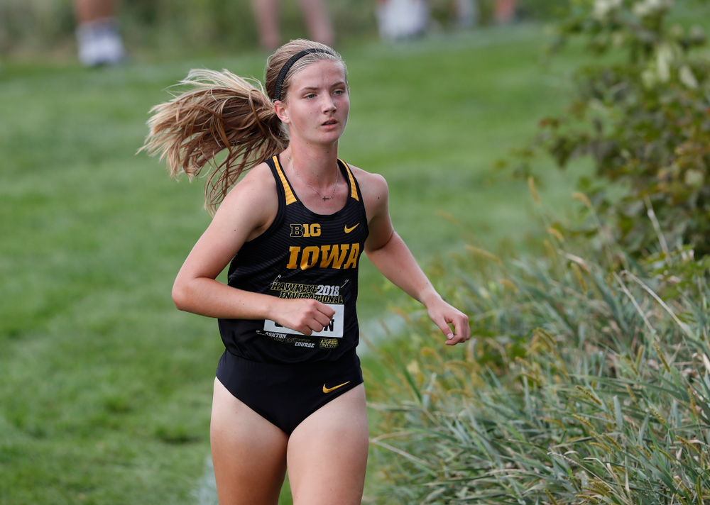 Emma Gordon during the Hawkeye Invitational Friday, August 31, 2018 at the Ashton Cross Country Course. (Brian Ray/hawkeyesports.com)