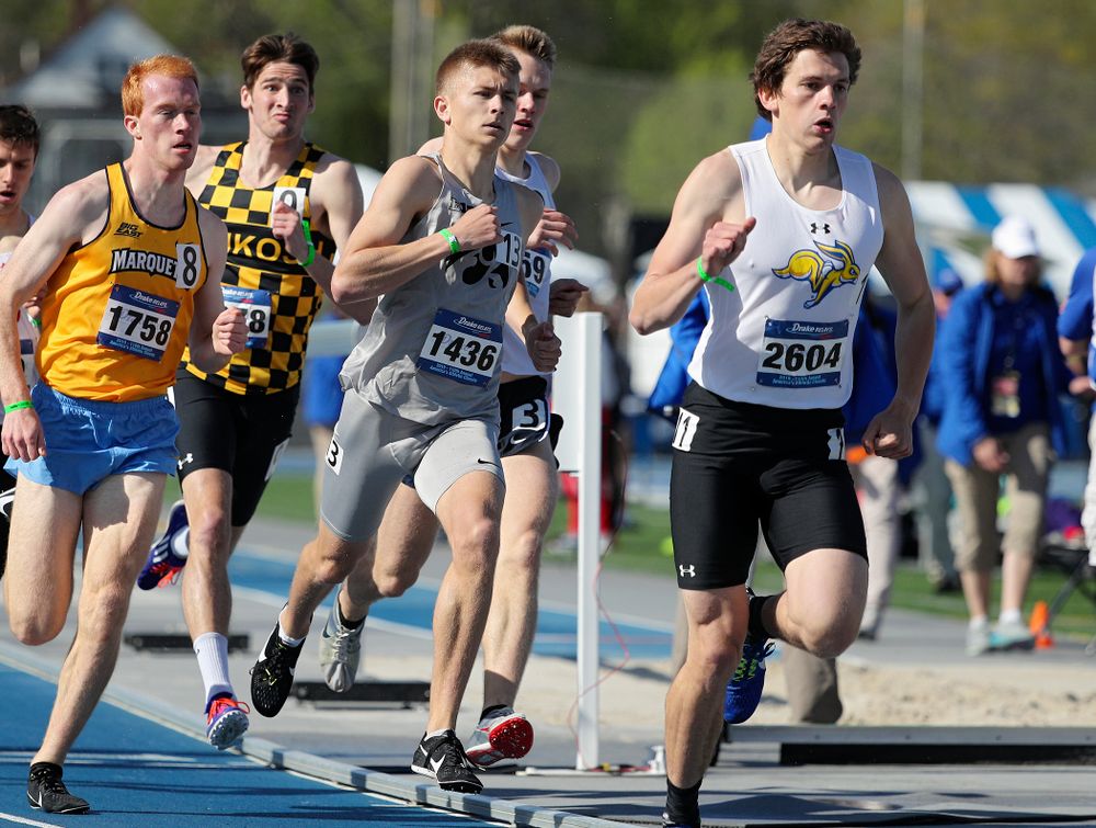 Iowa's Tyler Olson runs the men's 800 meter event during the first day of the Drake Relays at Drake Stadium in Des Moines on Thursday, Apr. 25, 2019. (Stephen Mally/hawkeyesports.com)