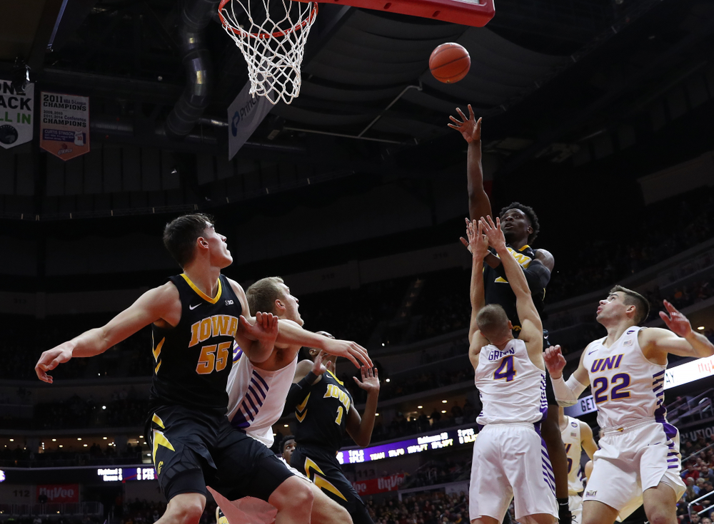 Iowa Hawkeyes forward Tyler Cook (25) against the Northern Iowa Panthers in the Hy-Vee Classic Saturday, December 15, 2018 at Wells Fargo Arena in Des Moines. (Brian Ray/hawkeyesports.com)