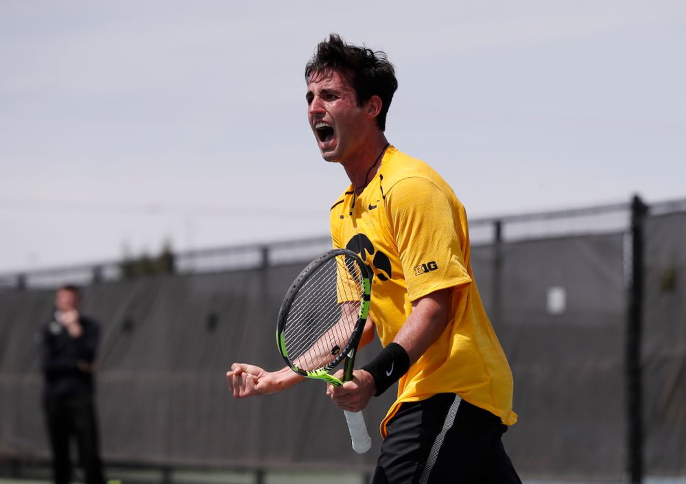 Josh Silverstein against Northwestern in the first round of the 2018 Big Ten Men's Tennis Tournament Thursday, April 26, 2018 at the Hawkeye Tennis and Recreation Complex. (Brian Ray/hawkeyesports.com)