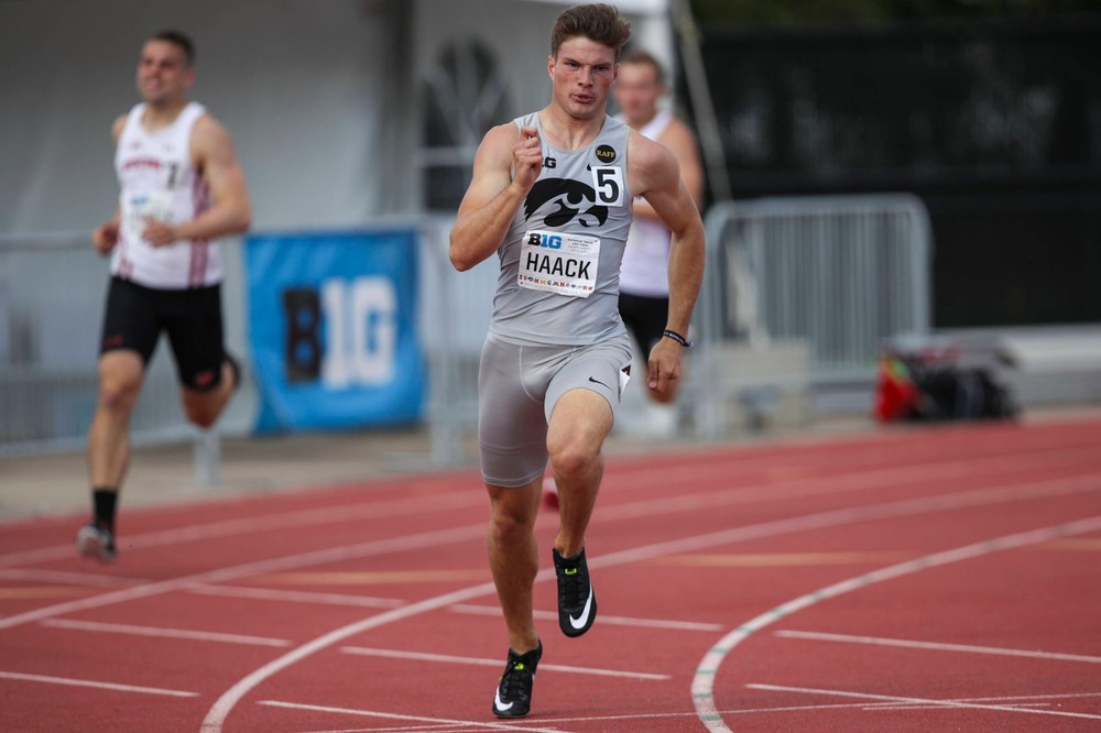 Iowa's Peyton Haack runs the men's 400-meter dash at the Big Ten Outdoor Track and Field Championships at Francis X. Cretzmeyer Track on Friday, May 10, 2019. (Lily Smith/hawkeyesports.com)