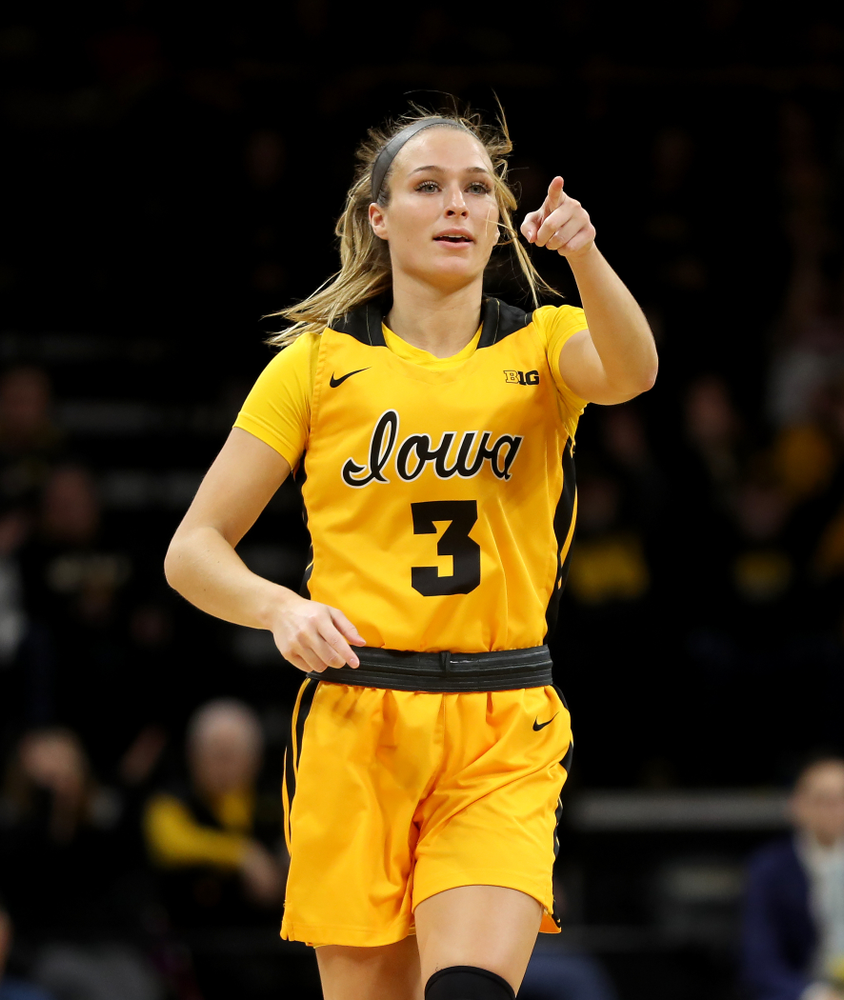 Iowa Hawkeyes guard Makenzie Meyer (3) against the Minnesota Golden Gophers Thursday, February 27, 2020 at Carver-Hawkeye Arena. (Brian Ray/hawkeyesports.com)
