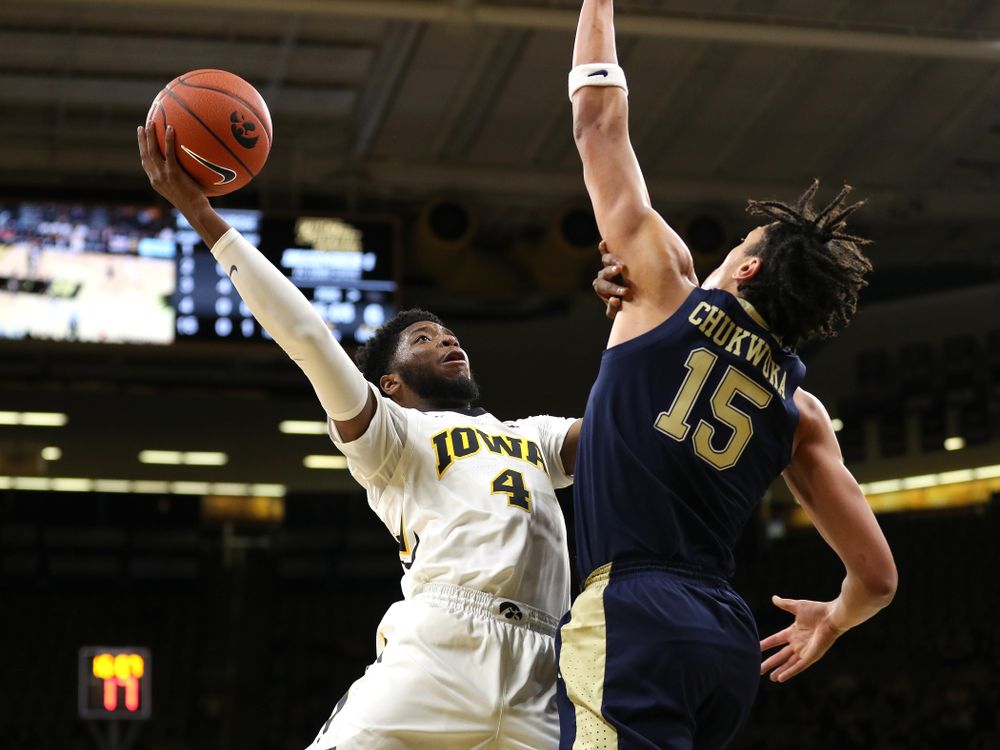 Iowa Hawkeyes guard Isaiah Moss (4) against the Pitt Panthers Tuesday, November 27, 2018 at Carver-Hawkeye Arena. (Brian Ray/hawkeyesports.com)