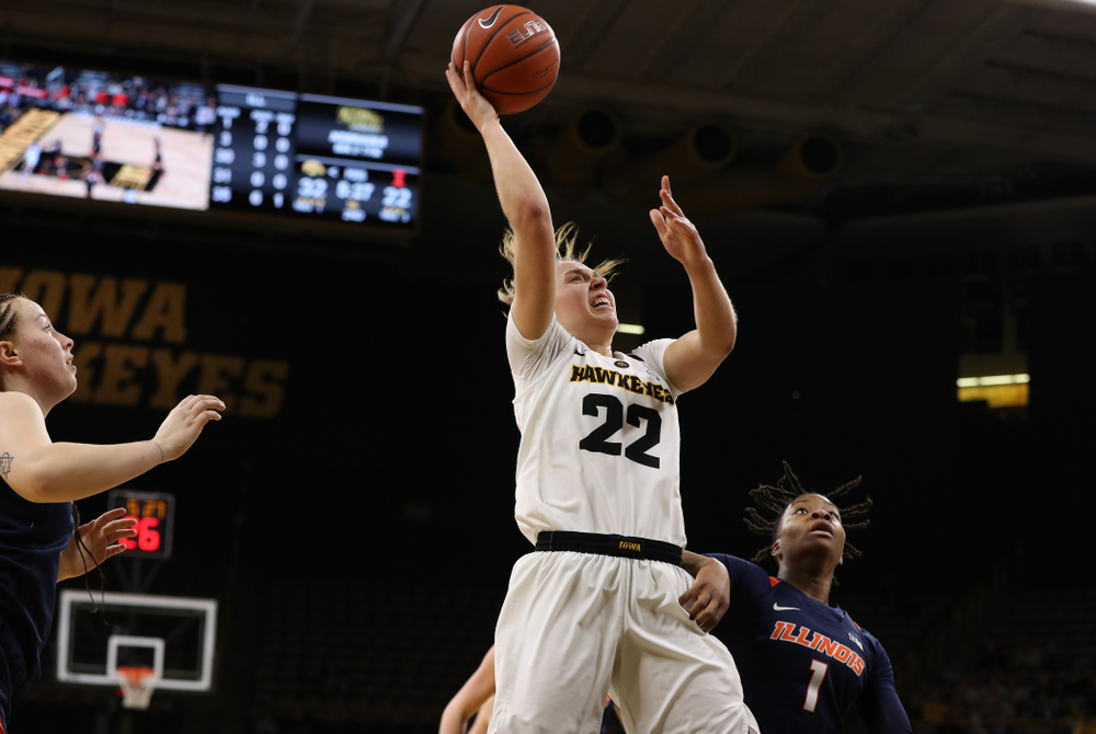Iowa Hawkeyes guard Kathleen Doyle (22) against the Illinois Fighting Illini Thursday, February 14, 2019 at Carver-Hawkeye Arena. (Brian Ray/hawkeyesports.com)