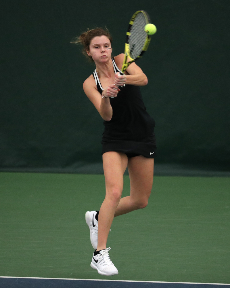 Iowa's Cloe Ruette against the Penn State Nittany Lions Sunday, February 24, 2019 at the Hawkeye Tennis and Recreation Complex. (Brian Ray/hawkeyesports.com)