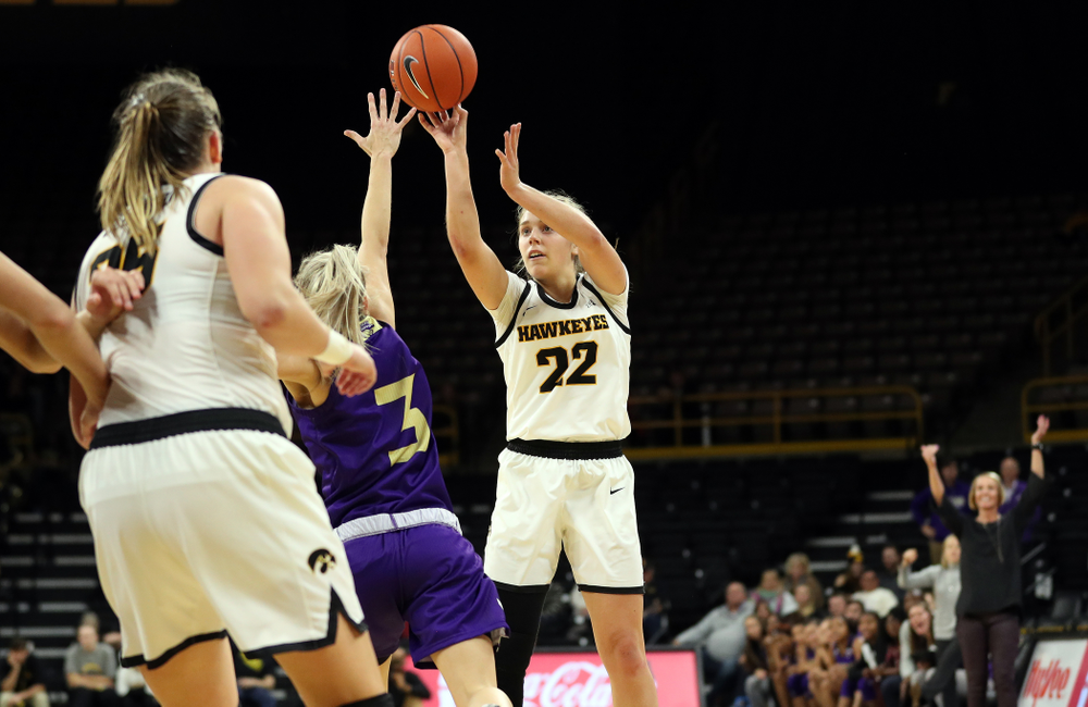 Iowa Hawkeyes guard Kathleen Doyle (22) knocks down a three point basket against North Alabama Thursday, November 14, 2019 at Carver-Hawkeye Arena. (Brian Ray/hawkeyesports.com)