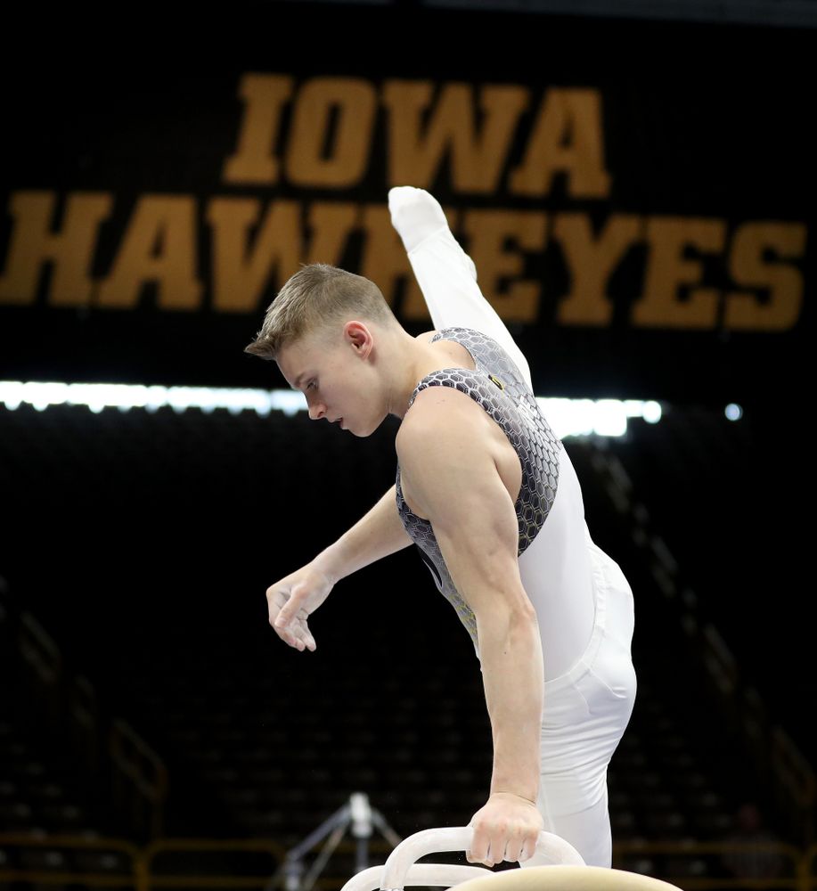 Iowa’s Carter Tope competes on the pommel horse against Illinois Sunday, March 1, 2020 at Carver-Hawkeye Arena. (Brian Ray/hawkeyesports.com)