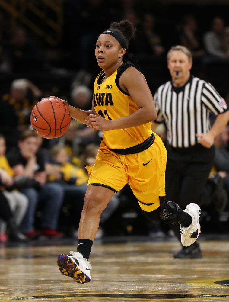 Iowa Hawkeyes guard Tania Davis (11) against the Robert Morris Colonials Sunday, December 2, 2018 at Carver-Hawkeye Arena. (Brian Ray/hawkeyesports.com)