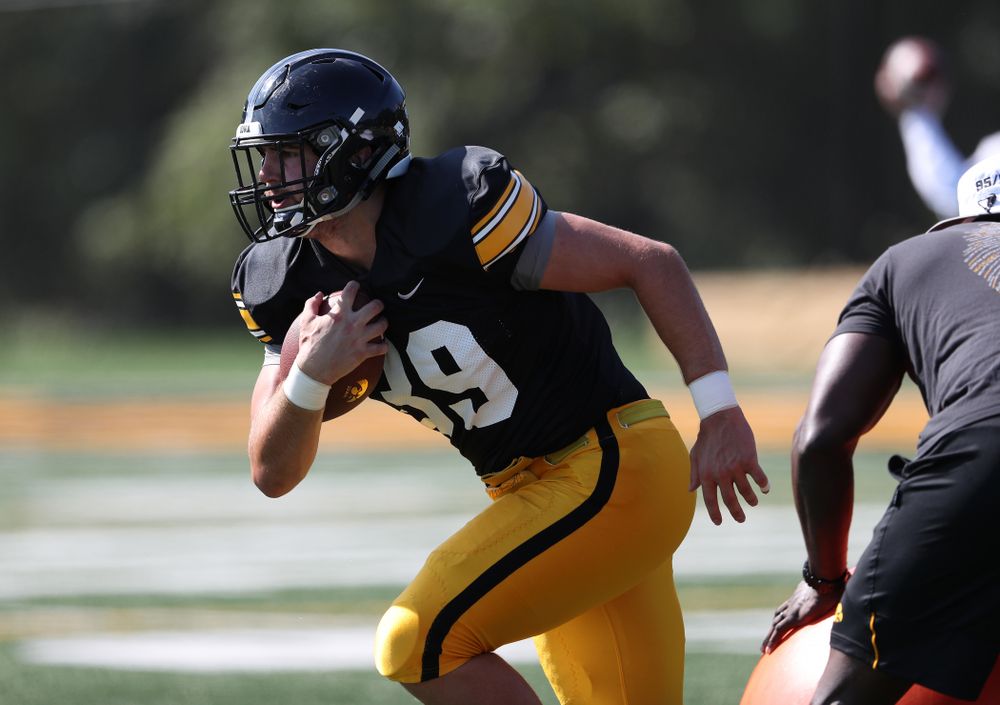 Iowa Hawkeyes tight end Nate Wieting (39) during Fall Camp Practice No. 5 Tuesday, August 6, 2019 at the Ronald D. and Margaret L. Kenyon Football Practice Facility. (Brian Ray/hawkeyesports.com)