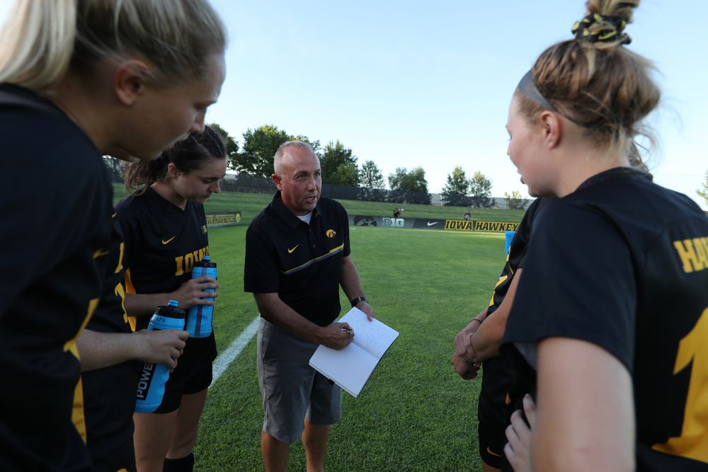 Iowa Hawkeyes head coach Dave DiIanni against Western Michigan Thursday, August 22, 2019 at the Iowa Soccer Complex. (Brian Ray/hawkeyesports.com)