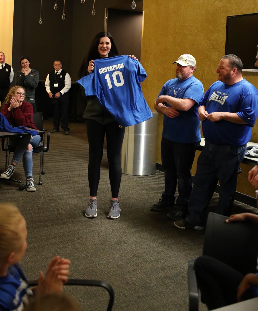 Iowa Hawkeyes forward Megan Gustafson (10) speaks to a group of young girls from West Liberty following teamÕs Celebr-Eight event Wednesday, April 24, 2019 at Carver-Hawkeye Arena. (Brian Ray/hawkeyesports.com)