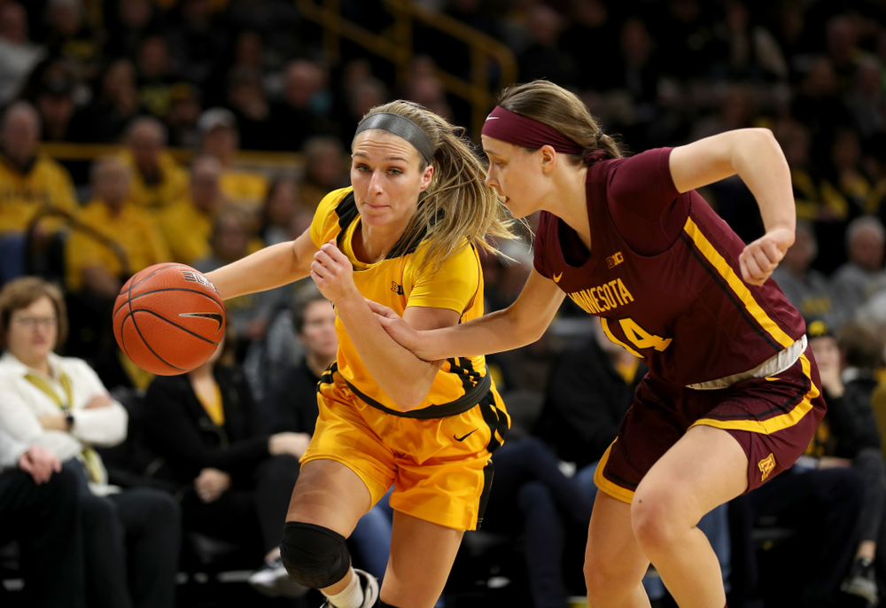 Iowa Hawkeyes guard Makenzie Meyer (3) against the Minnesota Golden Gophers Thursday, February 27, 2020 at Carver-Hawkeye Arena. (Brian Ray/hawkeyesports.com)