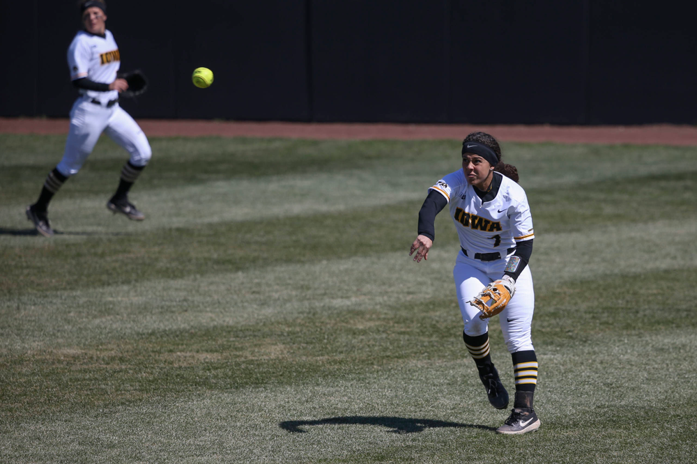 Iowa outfielder Lea Thompson (7) at game 3 vs Northwestern on Sunday, March 31, 2019 at Bob Pearl Field. (Lily Smith/hawkeyesports.com)