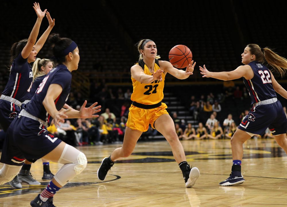 Iowa Hawkeyes forward Hannah Stewart (21) against the Robert Morris Colonials Sunday, December 2, 2018 at Carver-Hawkeye Arena. (Brian Ray/hawkeyesports.com)