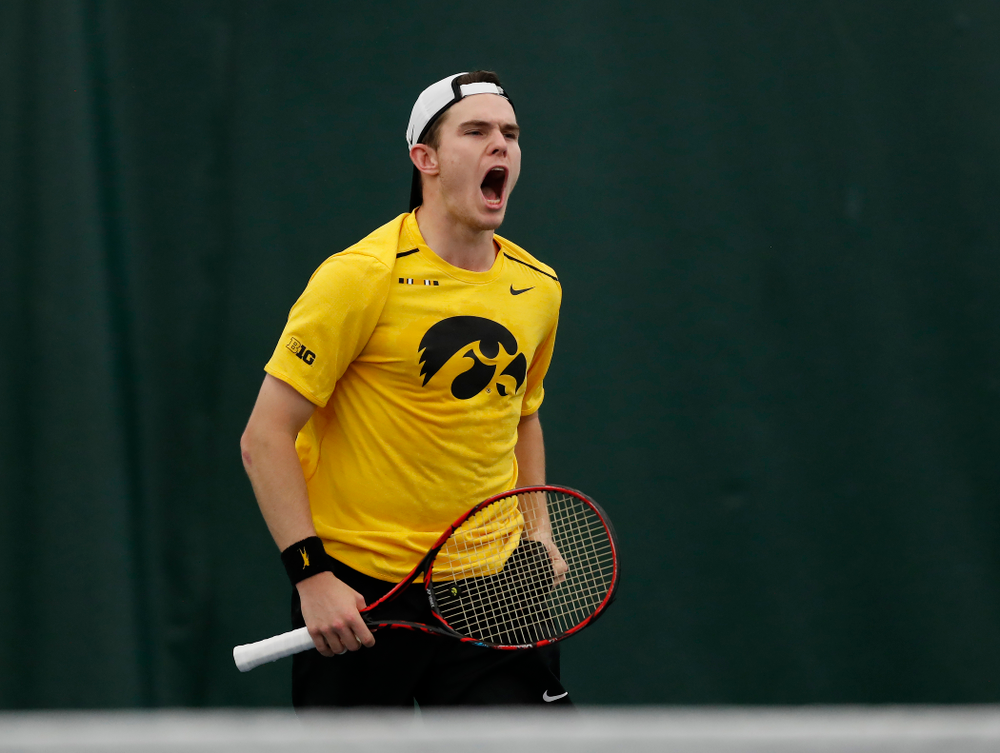 Jonas Larsen and Kareem Allaf play a doubles match against the Illinois Fighting Illini Saturday, March 31, 2018 at Hawkeye Tennis and Recreation Center. (Brian Ray/hawkeyesports.com)
