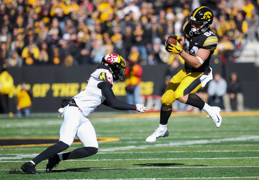 Iowa Hawkeyes wide receiver Nick Easley (84) makes a reception during a game against Maryland at Kinnick Stadium on October 20, 2018. (Tork Mason/hawkeyesports.com)