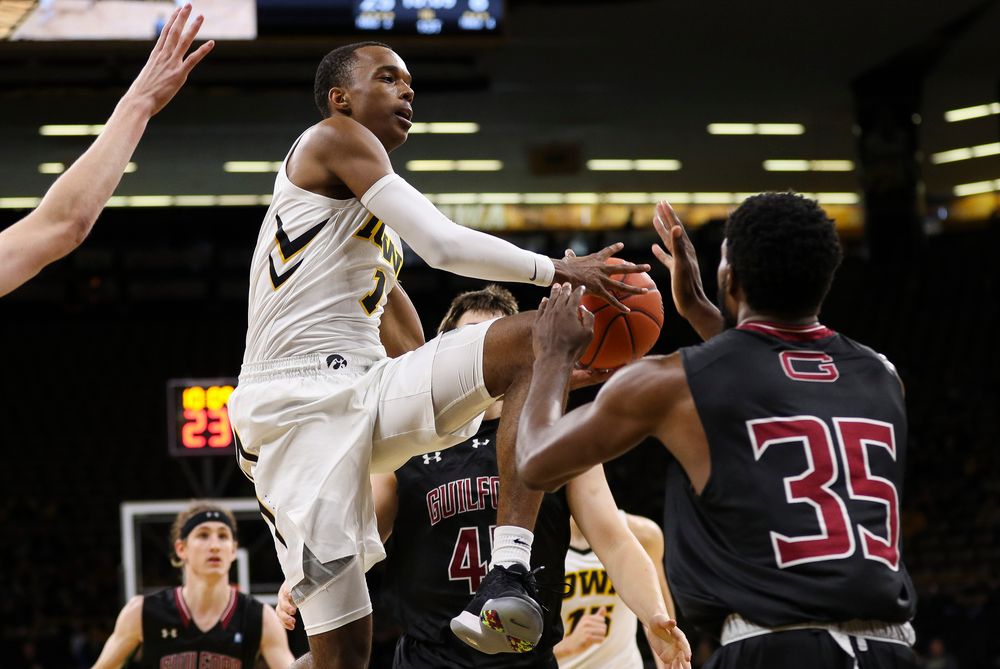 Iowa Hawkeyes guard Maishe Dailey (1) makes a pass in the lane during a game against Guilford College at Carver-Hawkeye Arena on November 4, 2018. (Tork Mason/hawkeyesports.com)