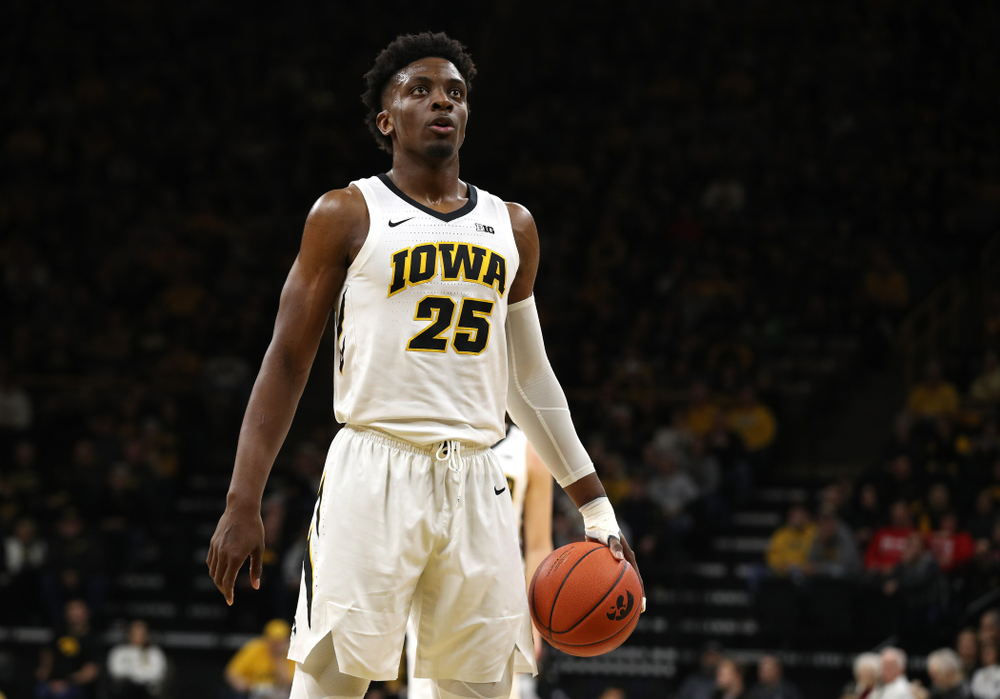 Iowa Hawkeyes forward Tyler Cook (25) against the Ohio State Buckeyes Saturday, January 12, 2019 at Carver-Hawkeye Arena. (Brian Ray/hawkeyesports.com)
