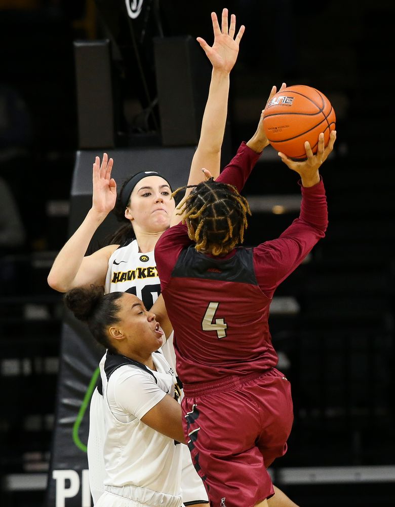 Iowa Hawkeyes forward Megan Gustafson (10) contests a shot during a game against North Carolina Central at Carver-Hawkeye Arena on November 17, 2018. (Tork Mason/hawkeyesports.com)