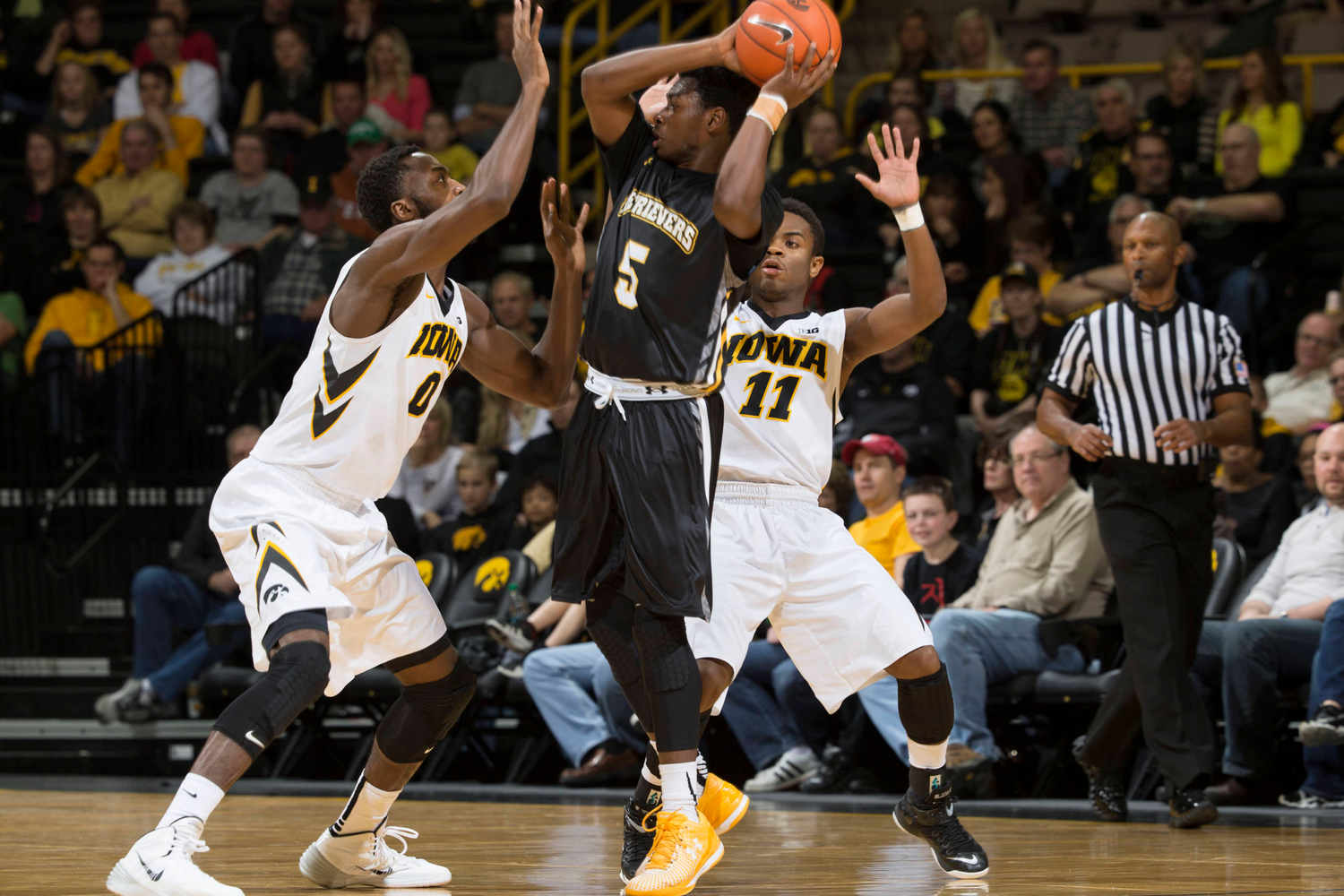 The Iowa Hawkeyes Face The Umbc Retrievers University Of Iowa