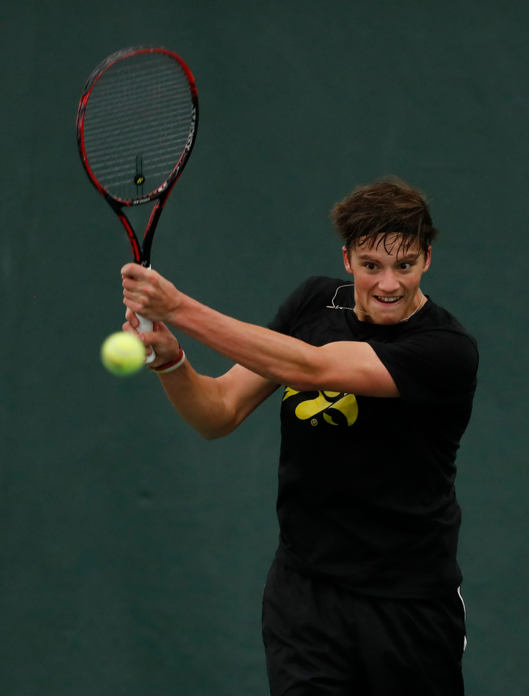 Joe Tyler against the Illinois Fighting Illini Saturday, March 31, 2018 at Hawkeye Tennis and Recreation Center. (Brian Ray/hawkeyesports.com)
