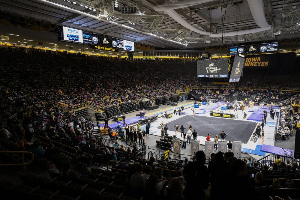 The Iowa Hawkeyes take on Illinois Saturday, February 16, 2019 at Carver-Hawkeye Arena. (Brian Ray/hawkeyesports.com)