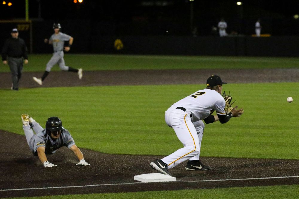 Iowa’s Brendan Sher at baseball vs Milwaukee on Tuesday, April 23, 2019 at Duane Banks Field. (Lily Smith/hawkeyesports.com)