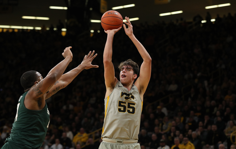 Iowa Hawkeyes forward Luka Garza (55) against the Michigan State Spartans Thursday, January 24, 2019 at Carver-Hawkeye Arena. (Brian Ray/hawkeyesports.com)