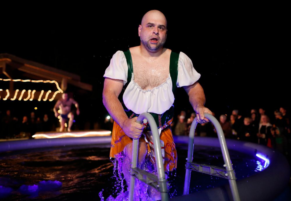 The Hawkeye Wrestling Club Arctic Plunge Saturday, January 27, 2018 at Brown Dear Golf Course in Coralville. (Brian Ray/hawkeyesports.com)