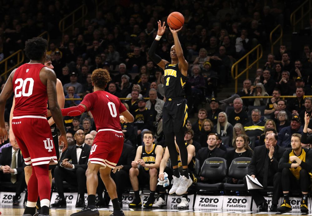 Iowa Hawkeyes guard Maishe Dailey (1) against the Indiana Hoosiers Friday, February 22, 2019 at Carver-Hawkeye Arena. (Brian Ray/hawkeyesports.com)
