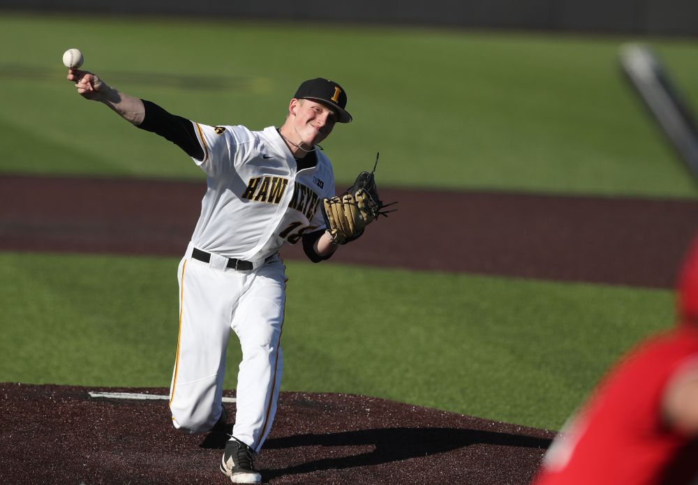 Iowa Hawkeyes Shane Ritter (18) against the Nebraska Cornhuskers Saturday, April 20, 2019 at Duane Banks Field. (Brian Ray/hawkeyesports.com)
