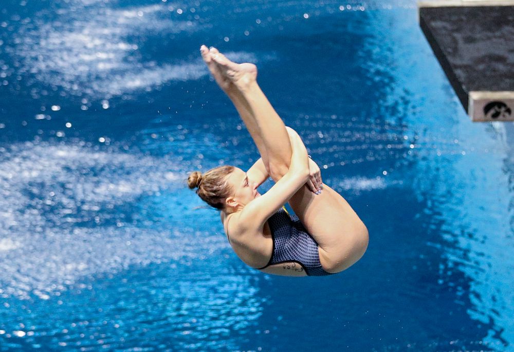 Iowa’s Sam Tamborski competes in the 1 meter diving event during their meet at the Campus Recreation and Wellness Center in Iowa City on Friday, February 7, 2020. (Stephen Mally/hawkeyesports.com)