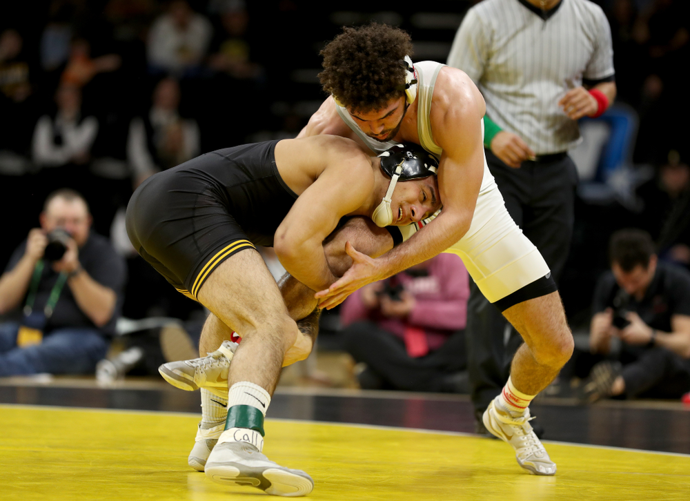 Iowa’s Pat Lugo wrestles Ohio State’s Sammy Sasso at 149 pounds Friday, January 24, 2020 at Carver-Hawkeye Arena. Sasso won the match with a 2-1 in overtime. (Brian Ray/hawkeyesports.com)
