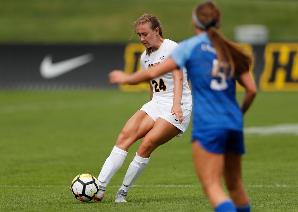 Iowa Hawkeyes Sara Wheaton (24) against the Creighton Bluejays Sunday, August 19, 2018 at the Iowa Soccer Complex. (Brian Ray/hawkeyesports.com)