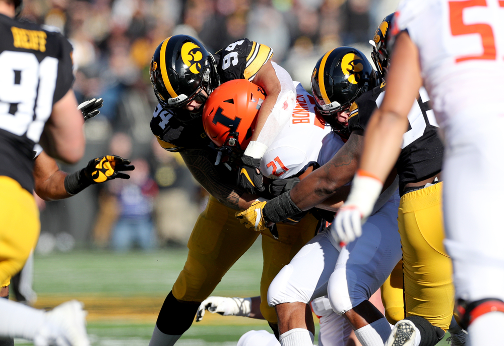 Iowa Hawkeyes defensive end A.J. Epenesa (94) against the Illinois Fighting Illini Saturday, November 23, 2019 at Kinnick Stadium. (Brian Ray/hawkeyesports.com)