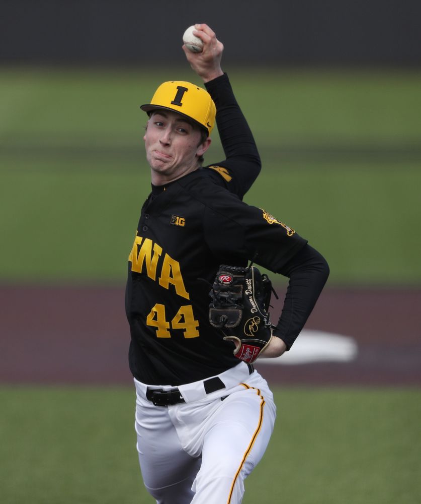 Iowa Hawkeyes Duncan Davitt (44) against California State Northridge Sunday, March 17, 2019 at Duane Banks Field. (Brian Ray/hawkeyesports.com)