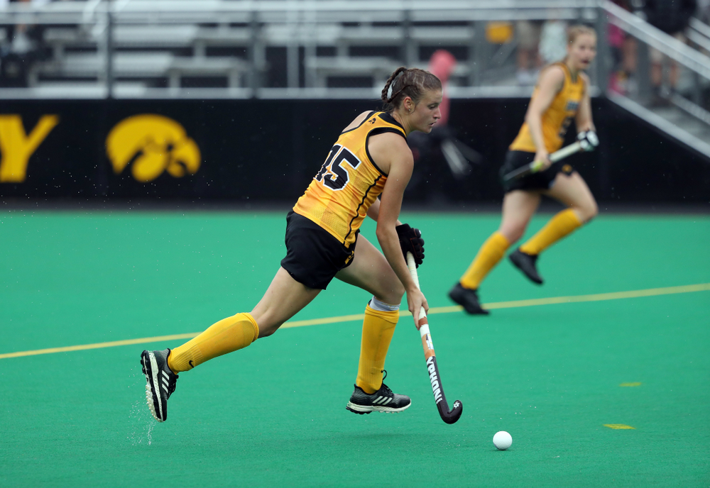Iowa Hawkeyes Esme Gibson (15) against the Michigan State Spartans Sunday, September 29, 2019 at Grant Field. (Brian Ray/hawkeyesports.com)