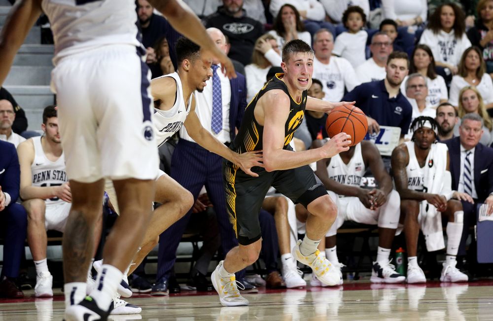 Iowa Hawkeyes guard Joe Wieskamp (10) against Penn State Saturday, January 4, 2020 at the Palestra in Philadelphia. (Brian Ray/hawkeyesports.com)