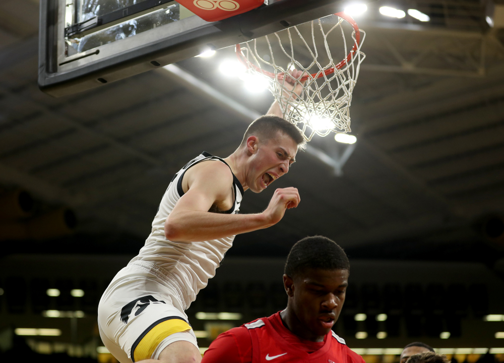 Iowa Hawkeyes guard Joe Wieskamp (10) against the Ohio State Buckeyes Thursday, February 20, 2020 at Carver-Hawkeye Arena. (Brian Ray/hawkeyesports.com)