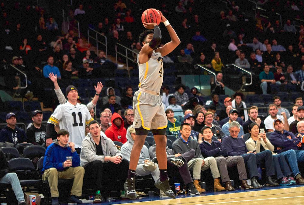 Iowa Hawkeyes guard Isaiah Moss (4) against UConn in the Championship game of the 2K Empire Classic Friday, November 16, 2018 at Madison Square Garden in New York City. (Duncan H.Williams/Freelance)