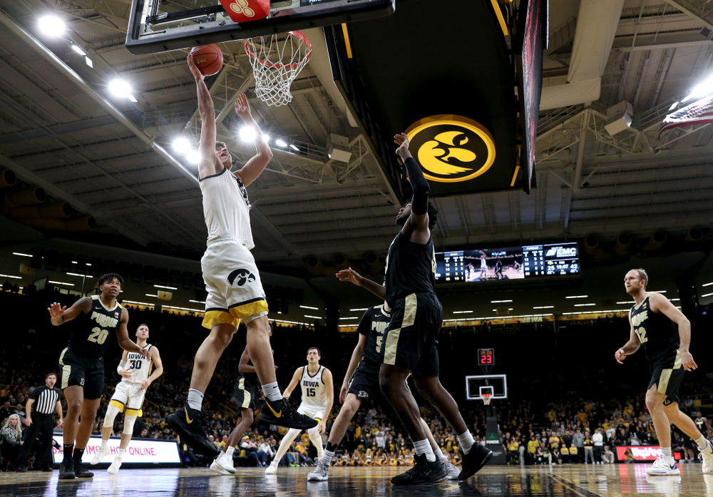 Iowa Hawkeyes forward Luka Garza (55) against the Purdue Boilermakers Tuesday, March 3, 2020 at Carver-Hawkeye Arena. (Brian Ray/hawkeyesports.com)