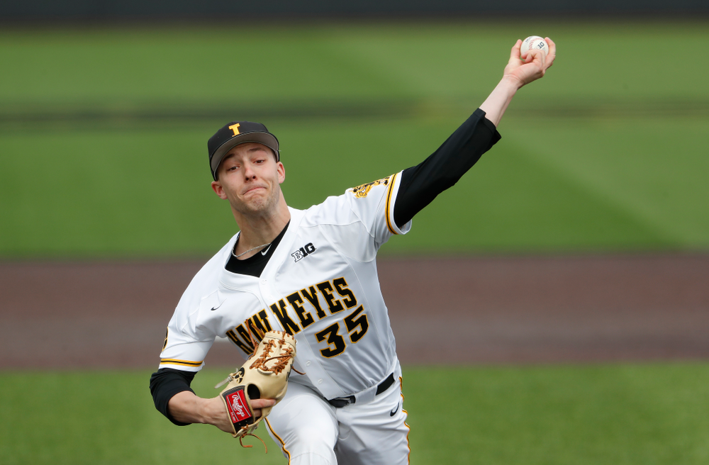 Iowa Hawkeyes pitcher Cam Baumann (35) during a double header against the Indiana Hoosiers Friday, March 23, 2018 at Duane Banks Field. (Brian Ray/hawkeyesports.com)