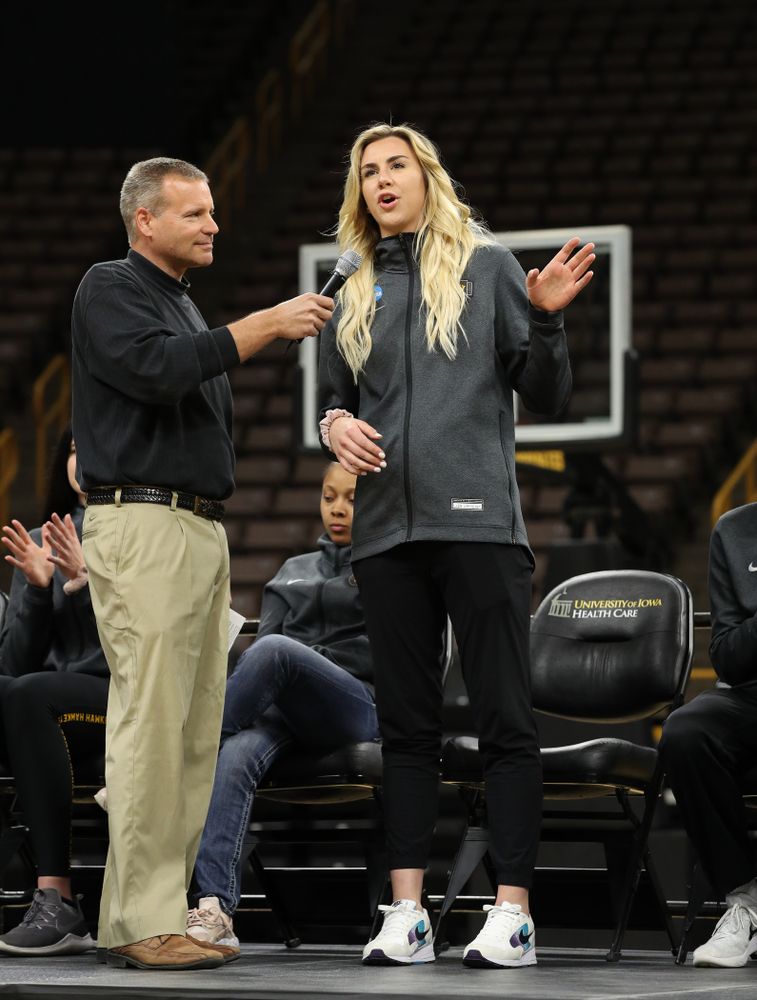 Iowa WomenÕs Basketball radio announcer Rob Books and Iowa Hawkeyes forward Hannah Stewart (21) during the teamÕs Celebr-Eight event Wednesday, April 24, 2019 at Carver-Hawkeye Arena. (Brian Ray/hawkeyesports.com)