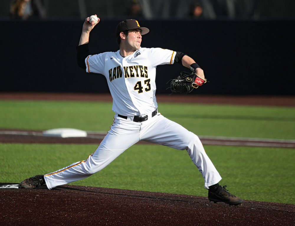 Iowa pitcher Grant Leonard (43) delivers to the plate during the ninth inning of their college baseball game at Duane Banks Field in Iowa City on Wednesday, March 11, 2020. (Stephen Mally/hawkeyesports.com)