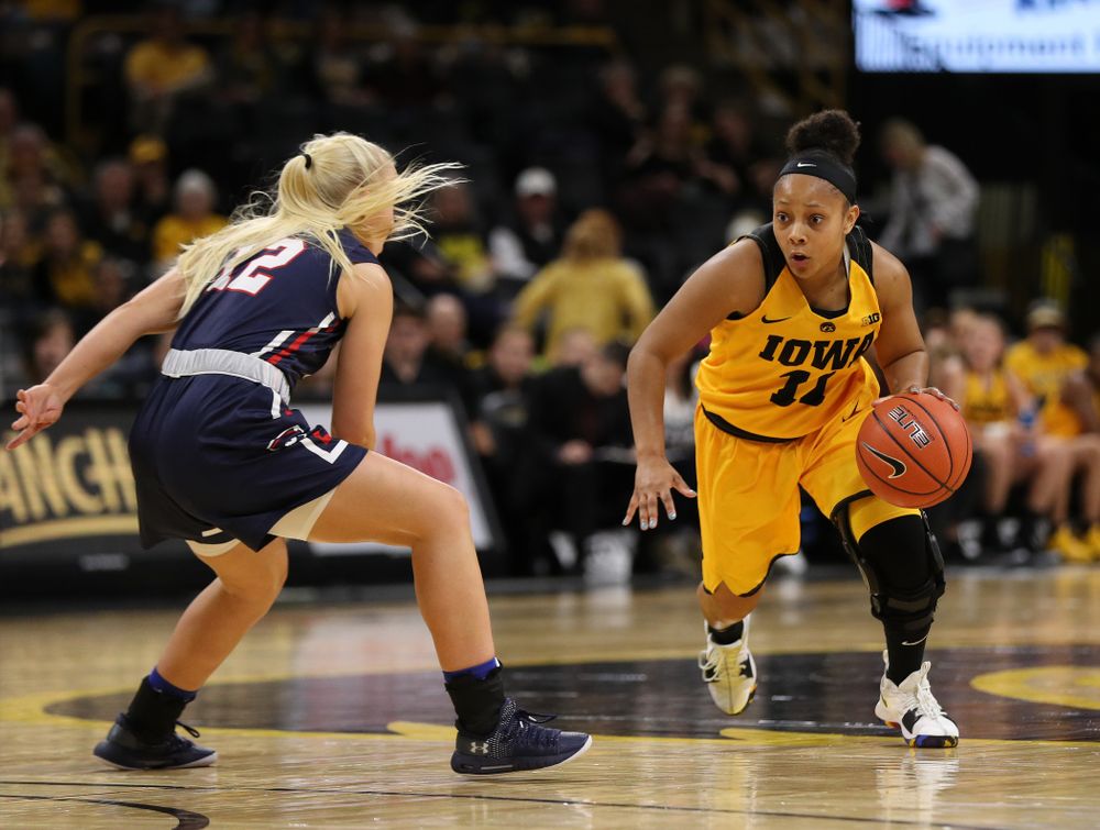 Iowa Hawkeyes guard Tania Davis (11) against the Robert Morris Colonials Sunday, December 2, 2018 at Carver-Hawkeye Arena. (Brian Ray/hawkeyesports.com)