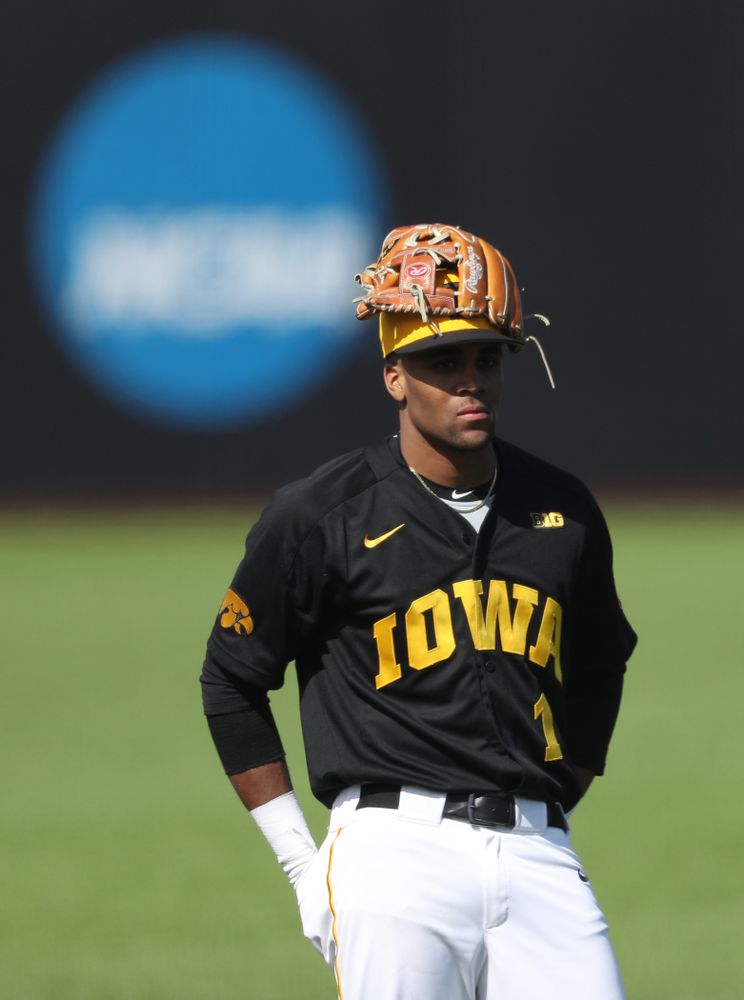 Iowa Hawkeyes infielder Lorenzo Elion (1) against California State Northridge Sunday, March 17, 2019 at Duane Banks Field. (Brian Ray/hawkeyesports.com)