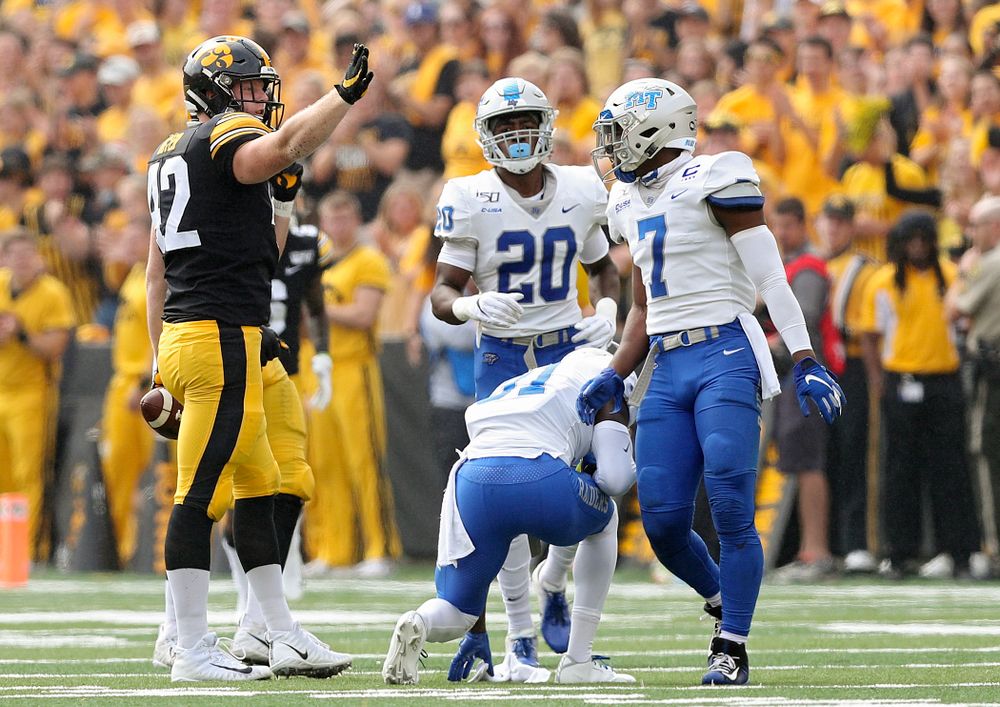 Iowa Hawkeyes tight end Shaun Beyer (42) signals first down after catching a pass during the second quarter of their game at Kinnick Stadium in Iowa City on Saturday, Sep 28, 2019. (Stephen Mally/hawkeyesports.com)